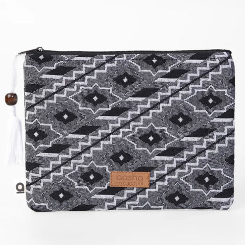 Aasha Pouch